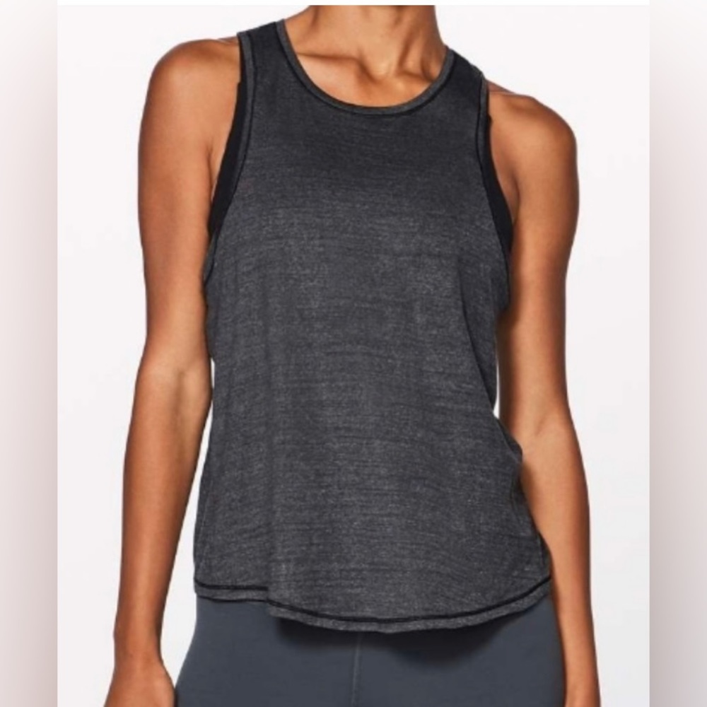 Lululemon twist and reach tank